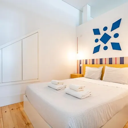 Viva Trindade Downtown Apartment Porto